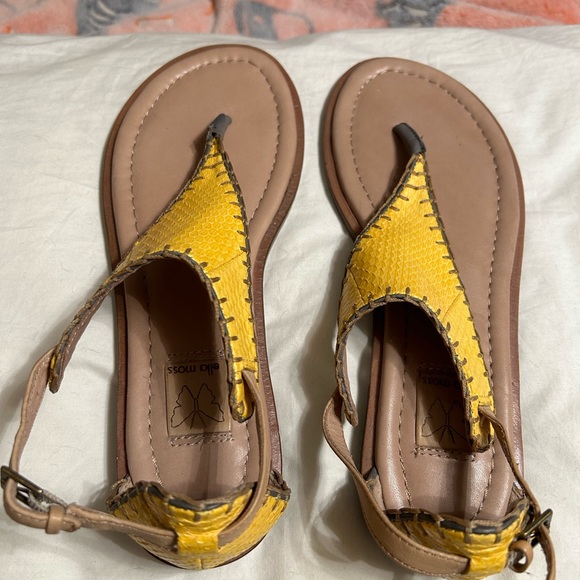 Ella Moss sandals - Picture 2 of 4